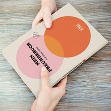 Lade das Bild in den Galerie-Viewer, VORBESTELLUNG - VERSAND 17.12. | Mein Freundebuch für Erwachsene | Gemeinsame Erinnerungen | Lustiger Austausch - Simon und Jan